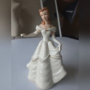 Lenox Disney Showcase My Heart Is Yours Figurine Belle Beauty And The Beast.